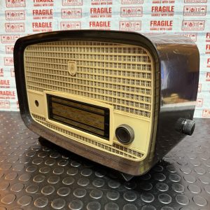 Ultra Radio Radio
